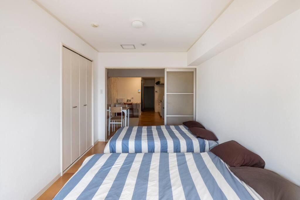 ２ Beds. Comfortable . Dotonbori / Kuromon Market. Osaka Exterior foto
