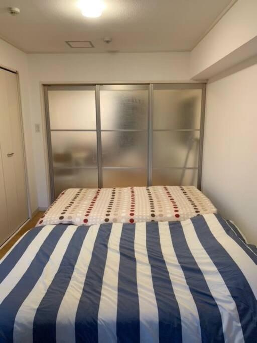 ２ Beds. Comfortable . Dotonbori / Kuromon Market. Osaka Exterior foto